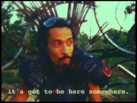 Papillon, the Peanutbutterfly “MY TrutH” [VIDEO]