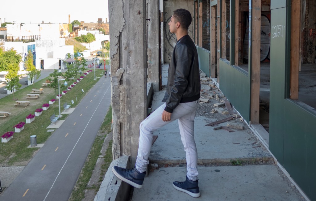 New Video: Julian Lahood Ft. Drey Skonie – I Might (@JulianLaHood)