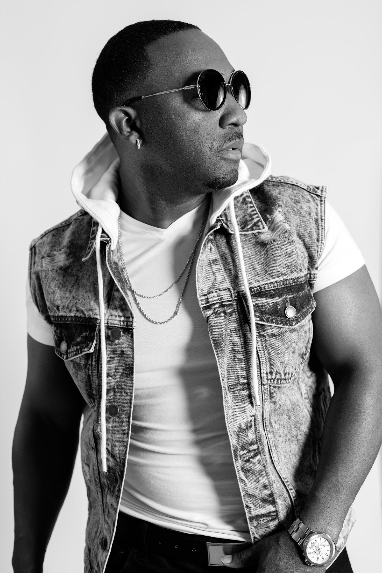 Denaron Drops New Single “Wild Out”